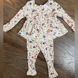 Gap, two piece floral set, size 6-12 months